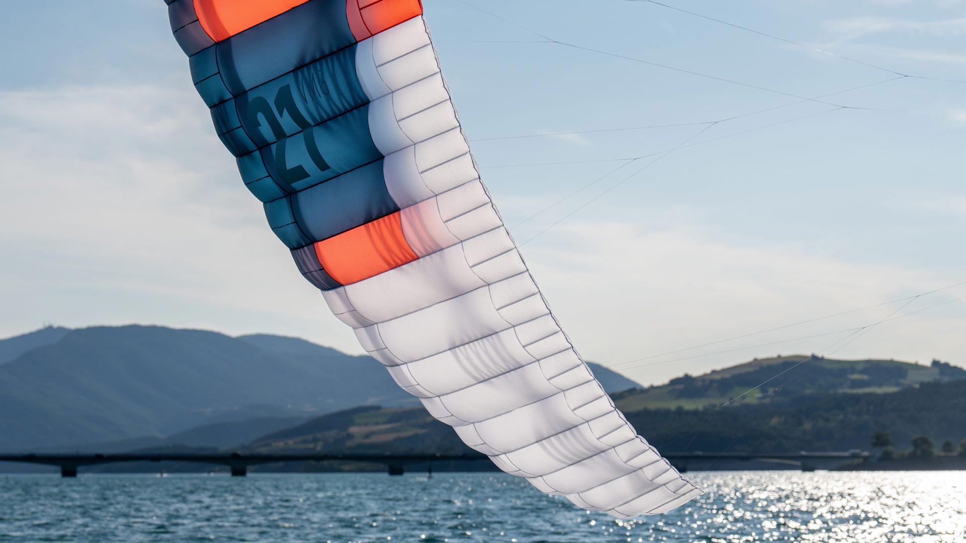 VMG3 - Supported top-sail VMG3 - Supported top-sail